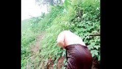 ตั้งกล้องดูเมียXXXสาวม้งอาบน้ำล้างหีบนดอยอย่างขาวเลยอ่ะ