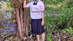 นักเรียนสาวไทยเย็ดกับลุงข้างทางคาชุด