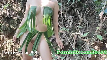 XXXหีหนังโป๊ นวลอนงค์หุ่นงามยืนแก้ผ้าในป่ากล้วย เจอแบบนี้ควยผมแข็งขอเย็ดหีแดงสักทีเถอะครับ