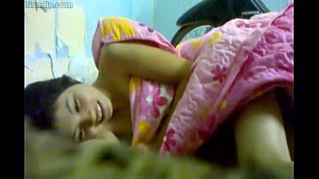 ดูหนังเอ็กหุ่นxxxอวบน่าเย็ดดีจังหีน้องฝ้ายนูนโหนกอย่างใหญ่กดหัวควยเข้าไปสะใจควยดีจัง