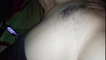 ดูหนังxการเบลิร์นหีอย่างถูกวิธีเลียให้น้ำหีใหลออกมาเยอะๆแล้วจึงซอยควยเข้าหี